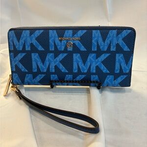 Michael Kors Blue MK Signature Zip Wallet Wristlet